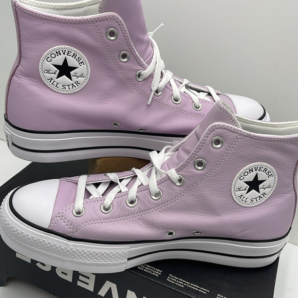 Converse WMNS CTAS LIFT H
PALE AMETHYST/WHITE/BLACK A07857C Platforms Sneakers - Picture 10 of 16